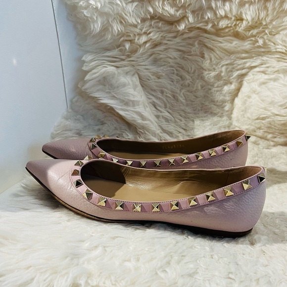Valentino Grainy Beige Rockstud Flats - Picture 7 of 13